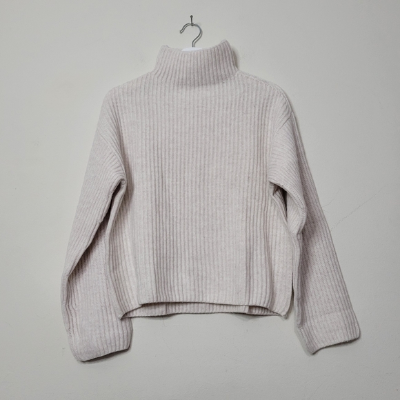 Everlane The Felted Merino Funnel-Neck Pullover in Heathered Oat XS Medium - Picture 2 of 6